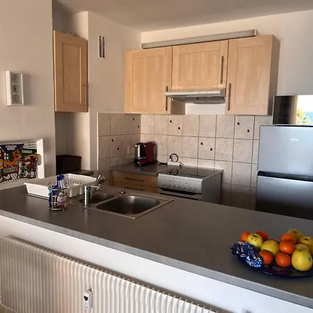 Apartamento Apparemment Vue Avec Parking Fréjus