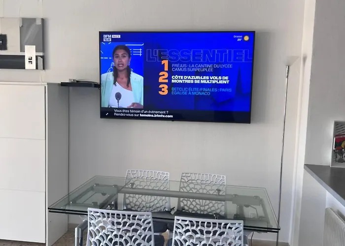 Apparemment Vue Avec Parking